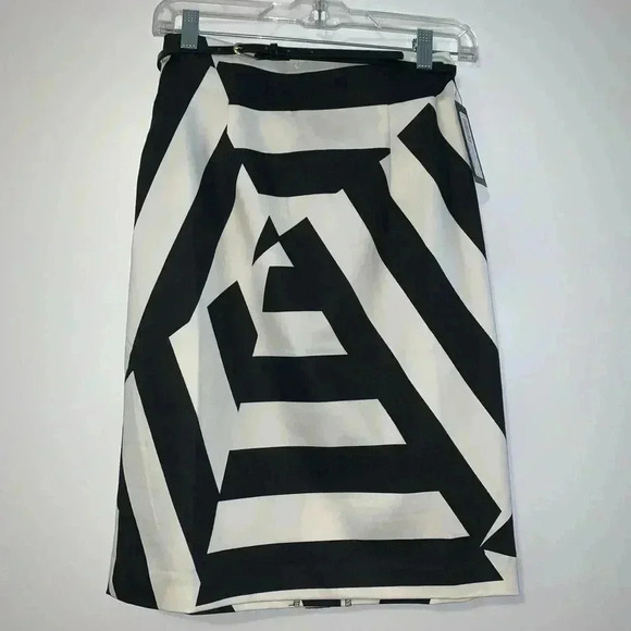 Worthington Essential Pencil Skirt​​ - Picture 1 of 5